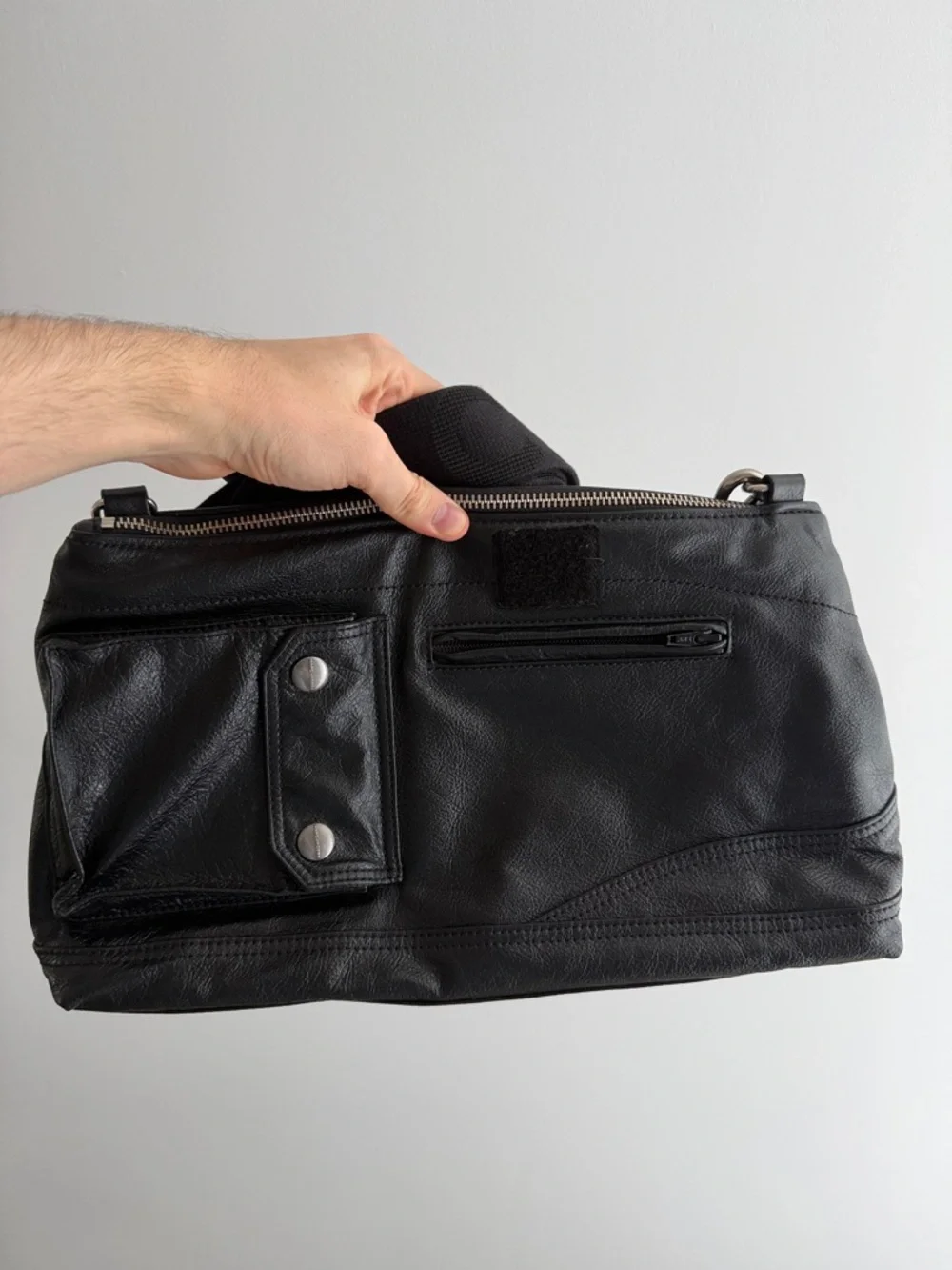 Goatskin The Large Cargo Bag Black - Picture 2 of 8